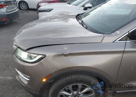 2019 Lincoln Mkc Select z USA, uszkodzony, nr VIN 5LMCJ2C97KUL31954